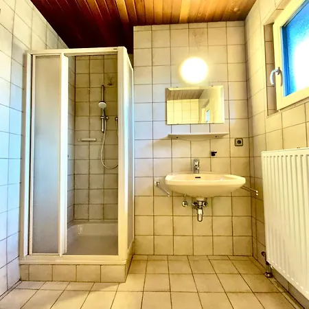 Garden Paradise - Ferienhaus Mit 400m2 Garten - Naehe Ossiacher See Holiday home *