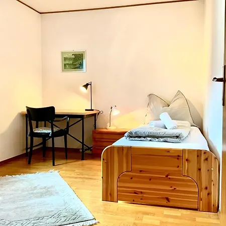 Holiday home Garden Paradise - Ferienhaus Mit 400m2 Garten - Naehe Ossiacher See *