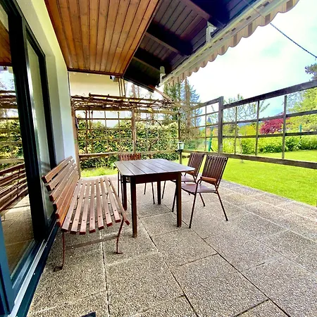 Holiday home Garden Paradise - Ferienhaus Mit 400m2 Garten - Naehe Ossiacher See
