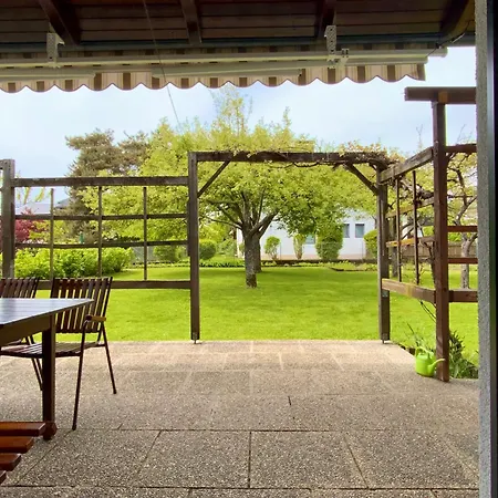 Garden Paradise - Ferienhaus Mit 400m2 Garten - Naehe Ossiacher See *